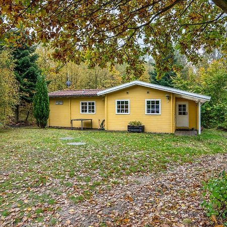 3 Bedroom Cozy Home In Børkop Exterior foto