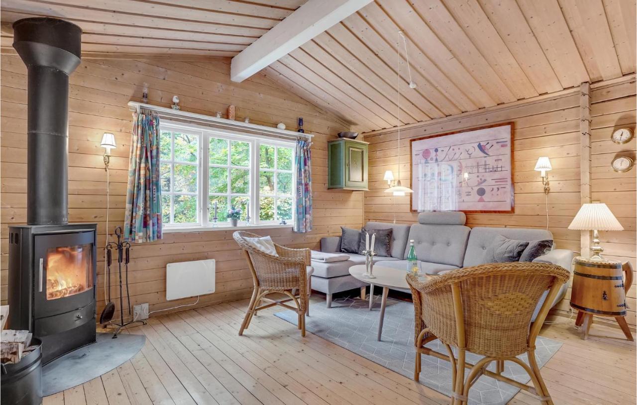 3 Bedroom Cozy Home In Børkop Exterior foto